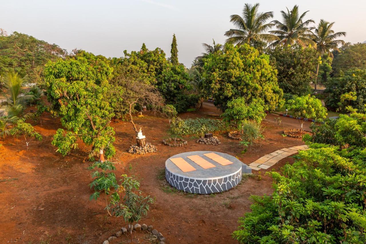 Saffronstays Apricus Farm, Karjat Luaran gambar