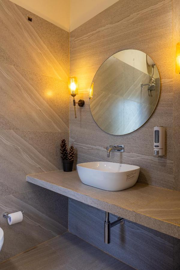 Saffronstays Apricus Farm, Karjat Luaran gambar